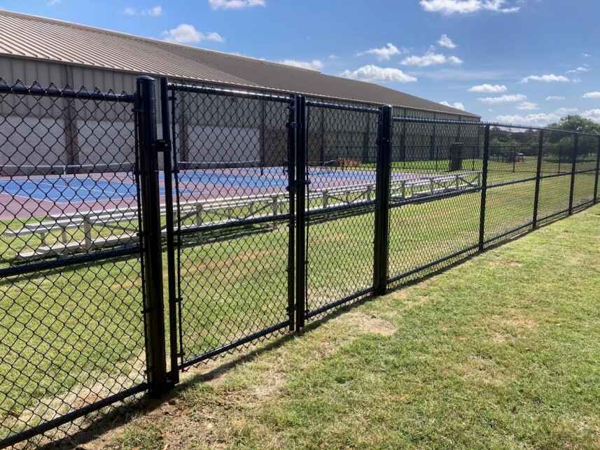 Chain link fencing in Oakmont Ct, Mansfield, TX